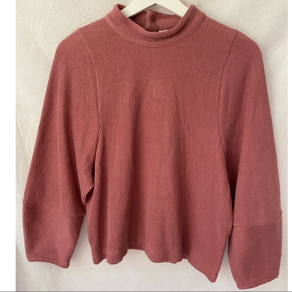 Texture & Thread Button-Back Mockneck Top NWOT - Picture 4 of 9